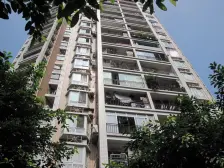 住家三房双卫 中间楼层 视野不错