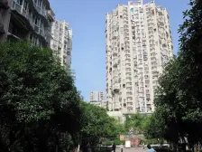 精装修+近步行街+有电梯+出行方便