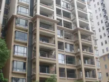 地铁口联排别墅,看房方便,视野无遮挡