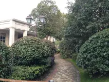 东套别墅三面花园,有天有地还有大露台,值得期待