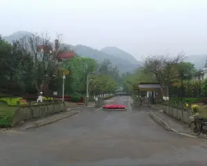 中国青城2期 2室1厅 南