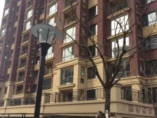 很优质,高楼层小三室,能看海,近校区