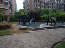 红谷滩 名门世家 临街商铺 上下二层 门头宽