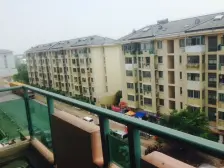 近地铁18号线+商场旁,精装修,户型正,南北通透