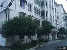 非顶楼近地铁 单价低,业主诚意 可以随时看房
