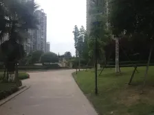 轻轨房价钱低拎包入住