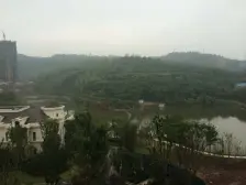 照母山 融创凡尔赛领馆一期一房102万