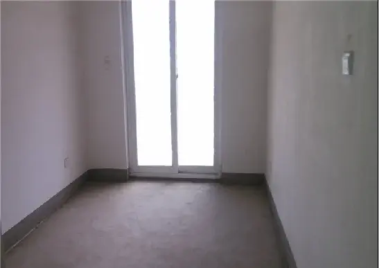 六中学区颐和城府 130㎡花园洋房黄金四楼毛坯