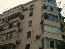 新出笋盘,南北通透,视野开阔,诚意出售,价格可谈