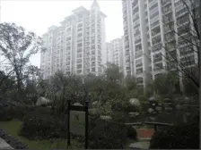 近地铁,天虹隔壁,精装直接入住,光线充足