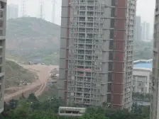 诚心卖 巴初高标 带空中院馆 鲁能精装大四室 拎包入住