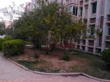 新港城好房出售,前后露台视野开阔。