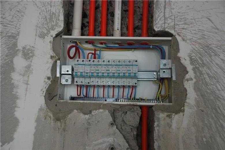 强电,弱电分不清?看过此贴你就明白了