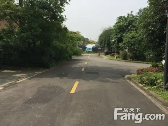 高尔夫山庄碧湖园实景图