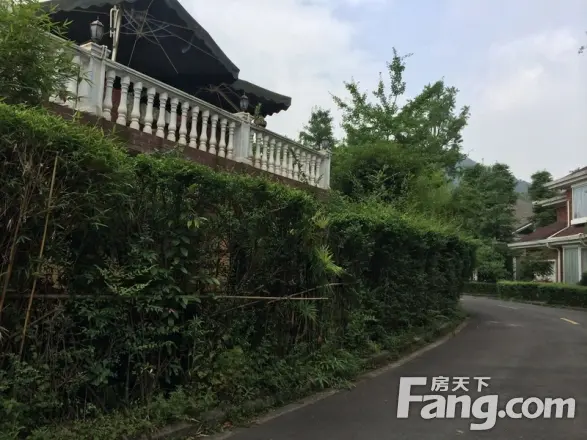 高尔夫山庄碧湖园实景图