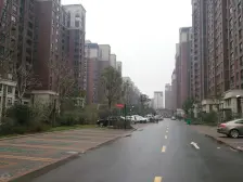 双轨地铁,A15户型,南北双阳台+20平米,得房率90%以上