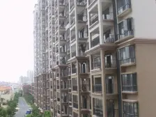 诚售新世纪领居B区 南北通透,173平精装修四房二厅