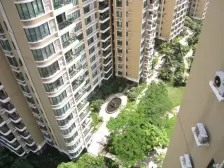 火车站旁绿茵豪庭两房,户型方正,装修保养好