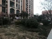 普罗旺世3期东区 4室2厅 南 北