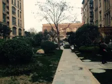 普罗旺世三期电梯小高层 一梯两户 看房方便 价位可谈