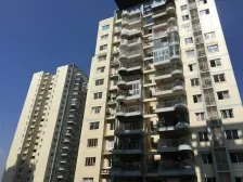 俯瞰中庭,居家安静,视野看出去一片绿化