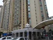 内环内,复式带露台,8/18双轨,靠花园,老工房单价!