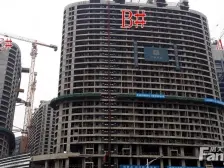 苏宁广场 民主路随时用 老证 楼层好