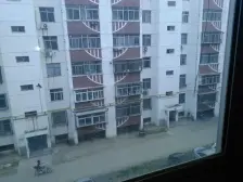 炼油厂第二生活区 精装小两室